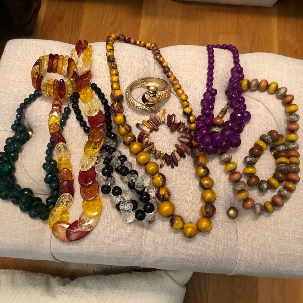 Lot of costume jewelry fashion